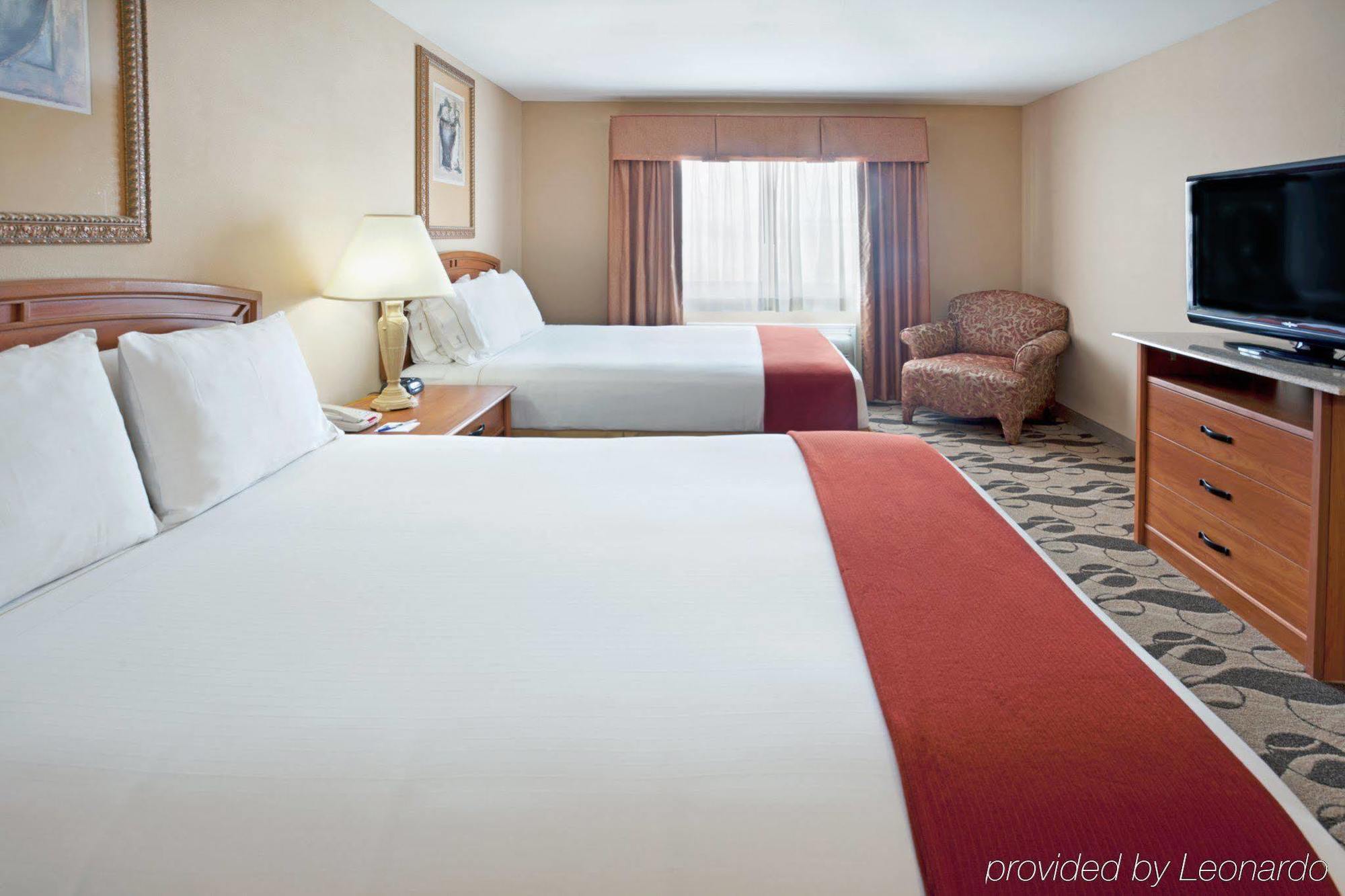 Holiday Inn Express Hotel & Suites Elgin, An Ihg Hotel Ngoại thất bức ảnh